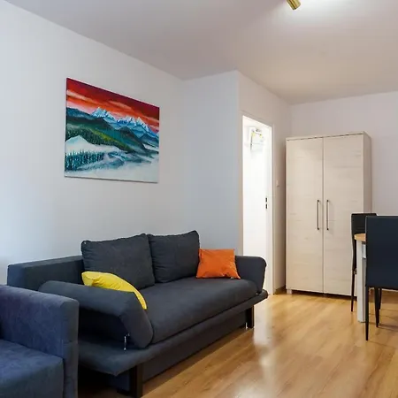 Apartament Pod Swierkiem - Pet Friendly - 2 Osobne Pokoje Dla Max 5 Osob - Space Apart Jelenia Gora Exterior photo